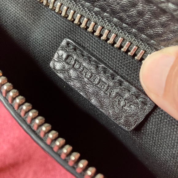 Authentic Burberry Crossbody - Picture 5 of 5